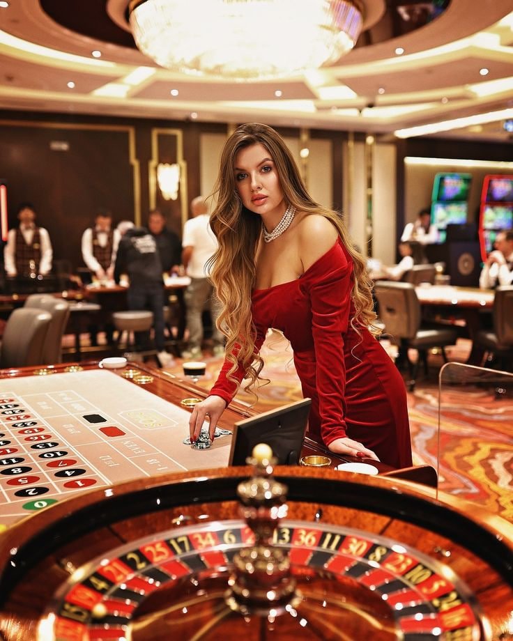 666solo Live Casino စားပွဲ Real Dealer နှင့် HD Stream ရုပ်ပုံ